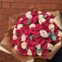 Load image into Gallery viewer, 75 Mixed Roses
