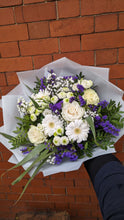 Load image into Gallery viewer, Sympathy Bouquet
