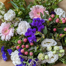 Load image into Gallery viewer, Sustainable Florist Choice
